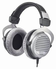 beyerdynamic(݁)C(j):DT 990